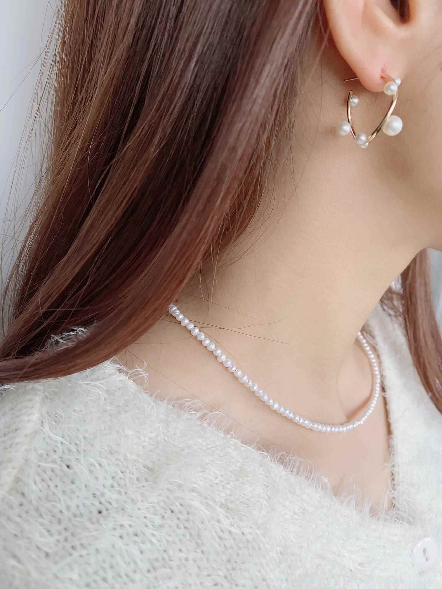 パール ニットコーデ