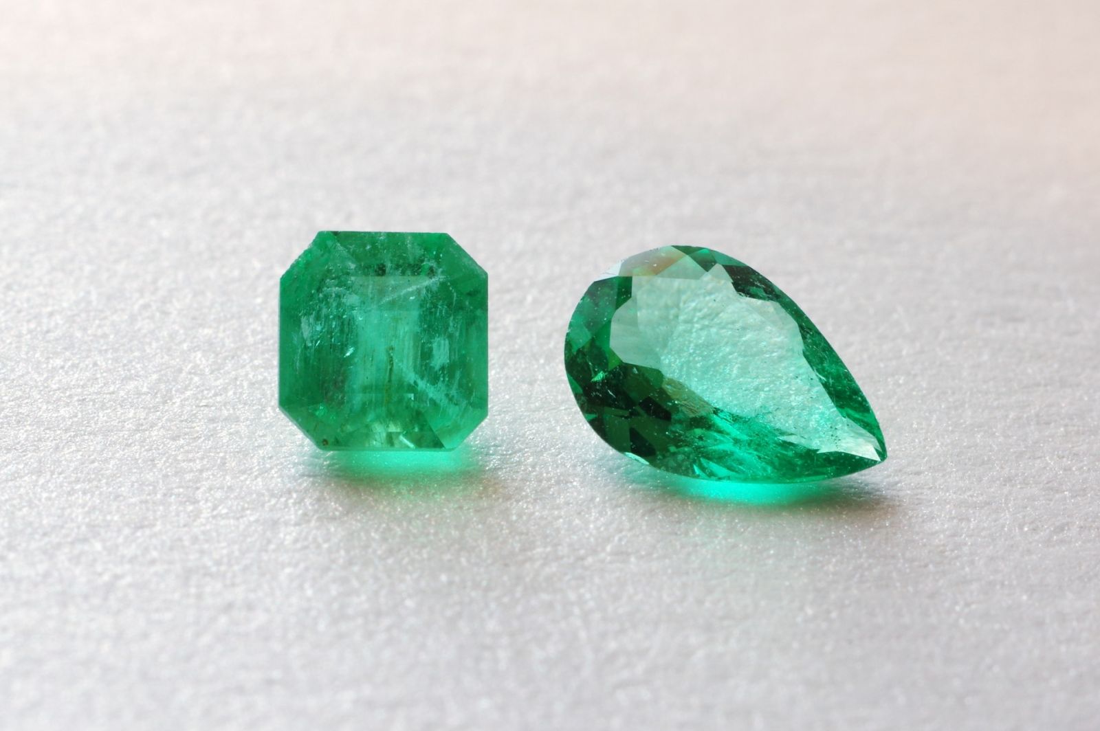 Emerald クレオパトラも愛した美しい緑色の宝石・エメラルド（5月誕生石）メイン画像イメージ画像