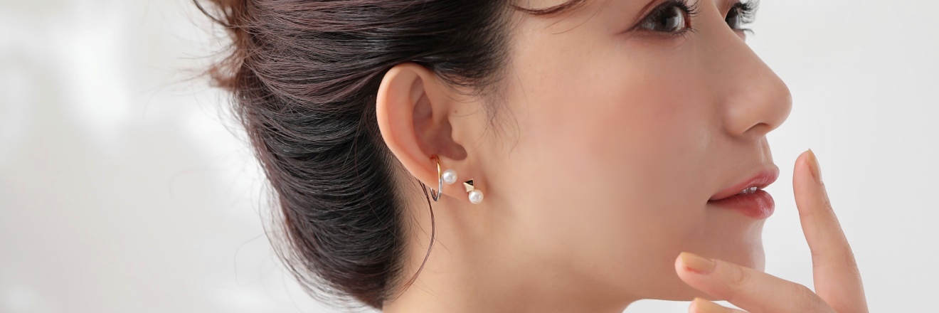 ピアス着用画像